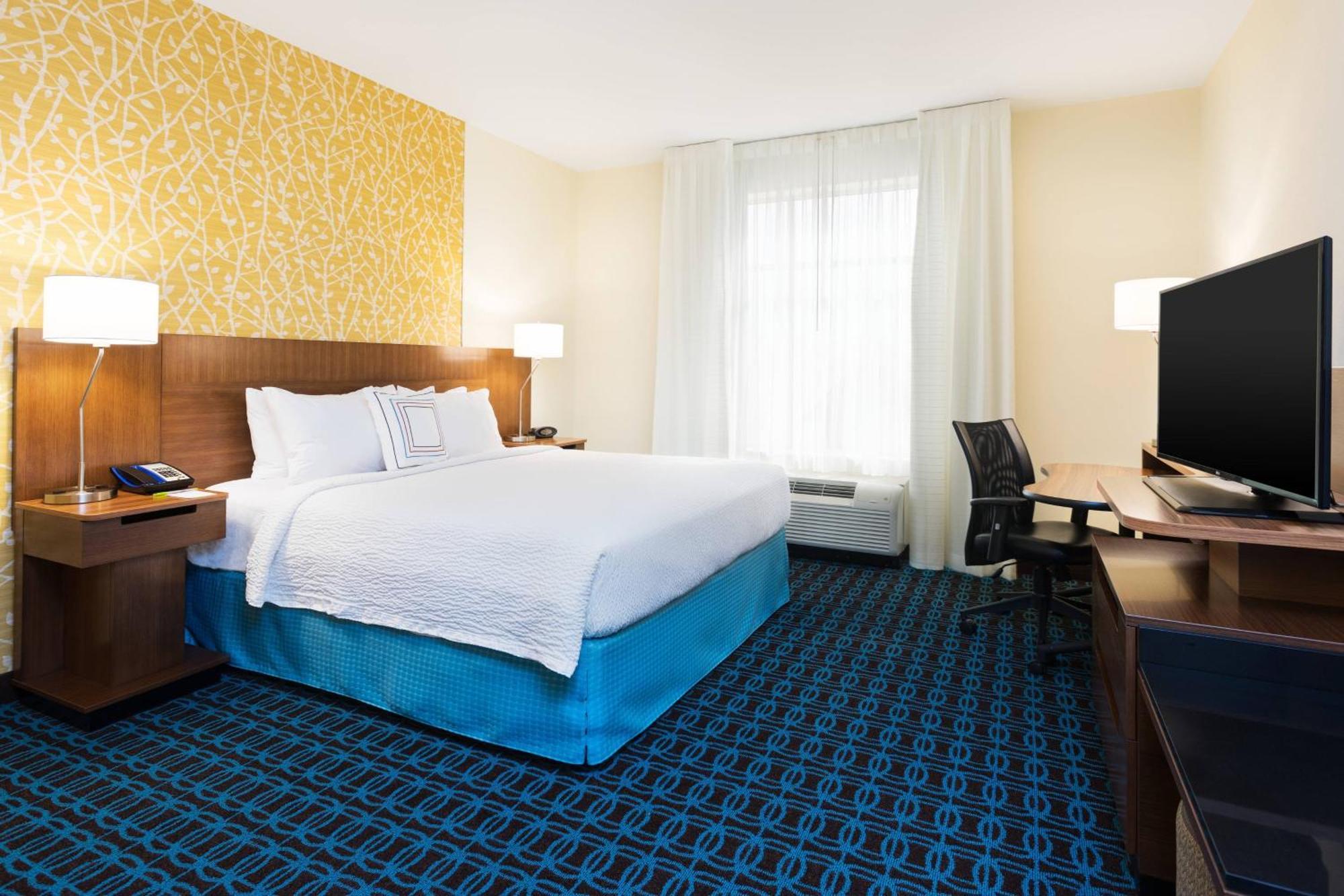 Fairfield Inn & Suites By Marriott Форт-Стоктон Экстерьер фото